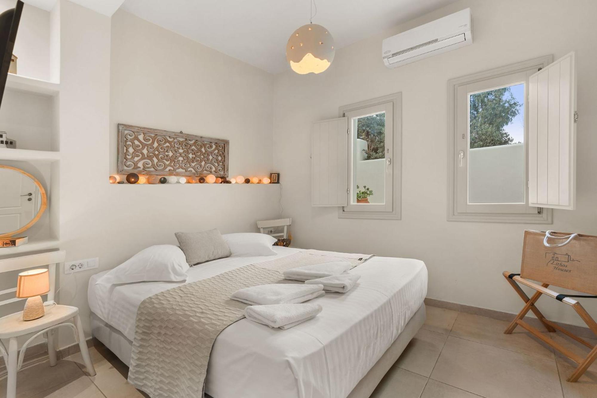 Lithos Houses Pyrgos Kallistis Exterior photo